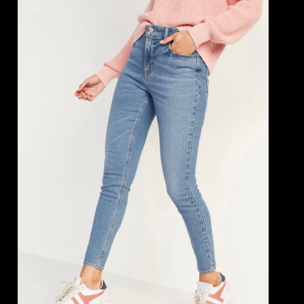 Old Navy High Rise Rockstar skinny jeans
